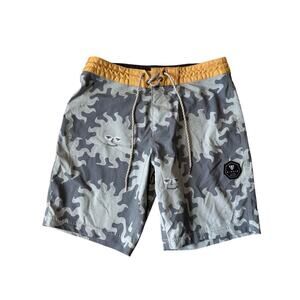 VISSLA Sunburn Shred heads Men's board shorts/swim suit size 28, 18.5 inch